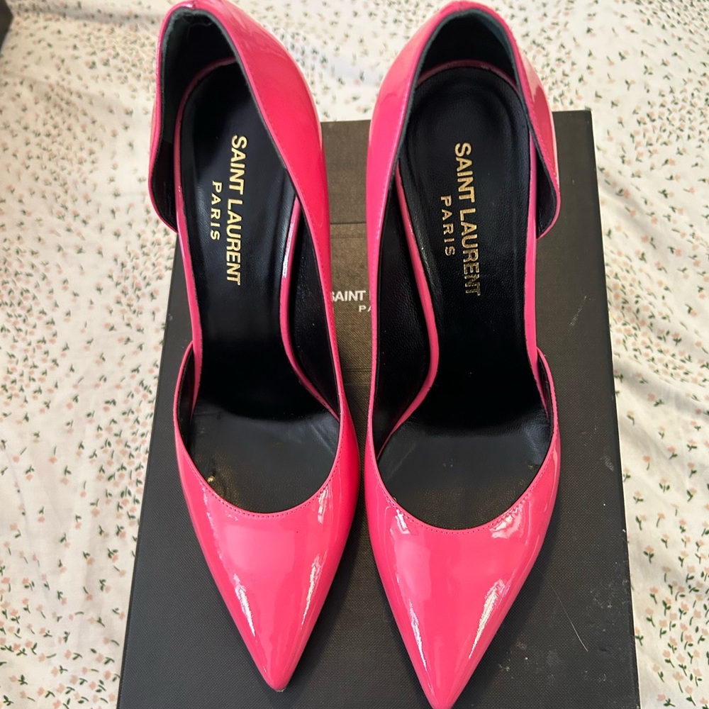 Saint Laurent Hot Pink Patent Leather Pointed Pumps